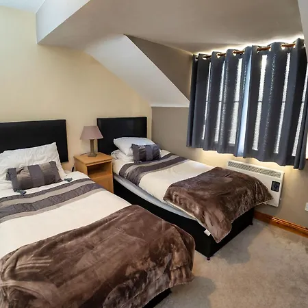 21 Village * Cill Airne