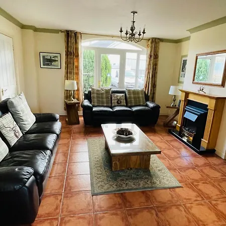 21 Village Killarney